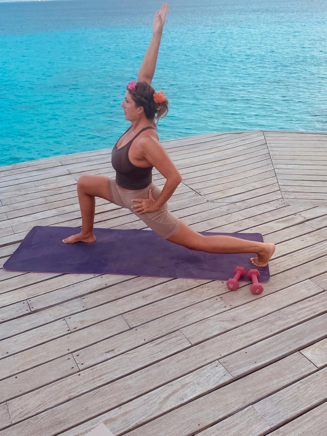 Frauen machen Yoga